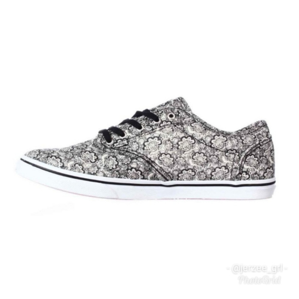 VANS Atwood Low Lo Flower Henna Design